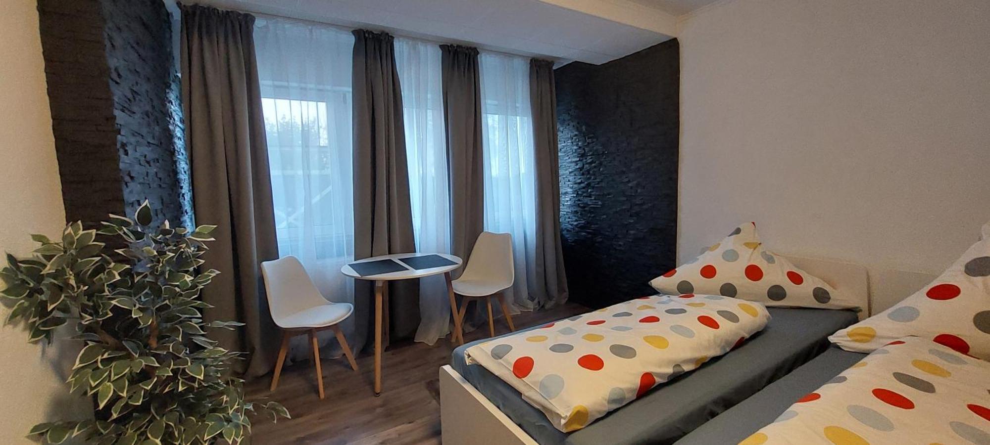 Fewo1&Frisch Renovierte Wohnung Бад-Вурцах Экстерьер фото
