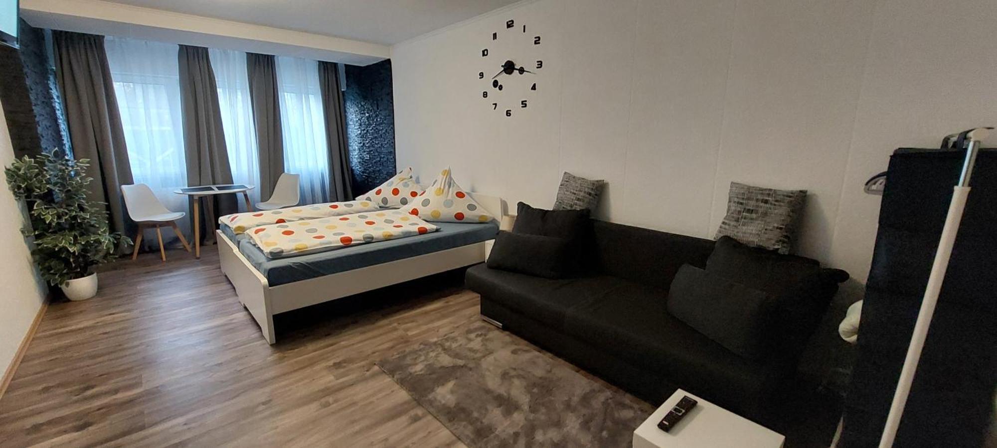 Fewo1&Frisch Renovierte Wohnung Бад-Вурцах Экстерьер фото